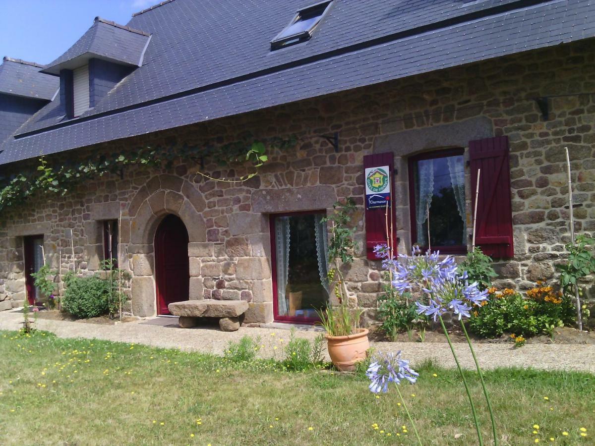 La Roche Panzió Saint-Etienne-en-Cogles Kültér fotó