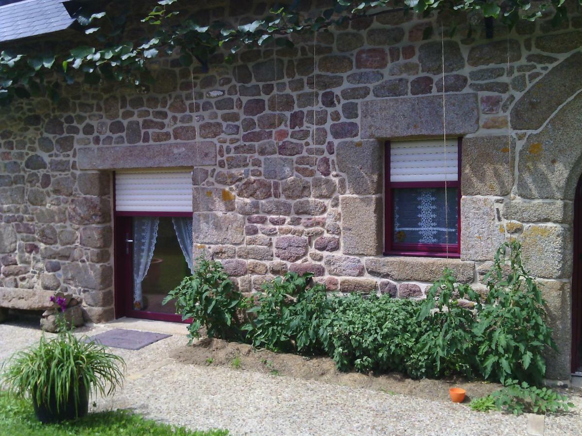 La Roche Panzió Saint-Etienne-en-Cogles Kültér fotó