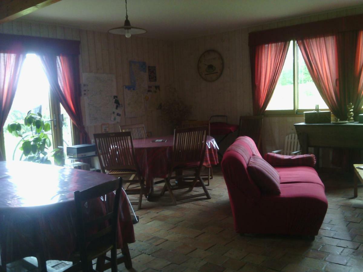 La Roche Panzió Saint-Etienne-en-Cogles Kültér fotó